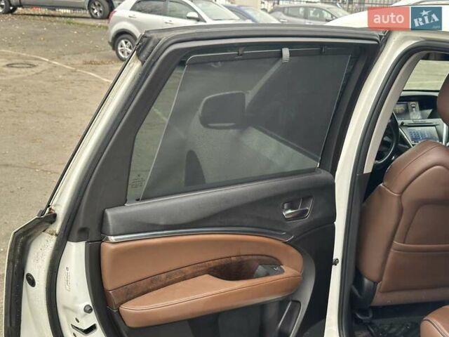 Белый Акура МДХ, объемом двигателя 3.47 л и пробегом 60 тыс. км за 23990 $, фото 30 на Automoto.ua