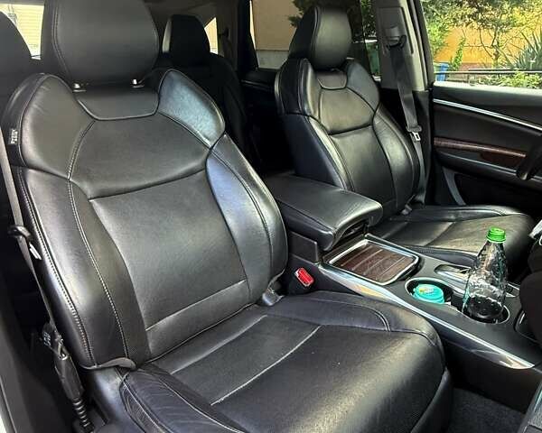 Белый Акура МДХ, объемом двигателя 3.47 л и пробегом 148 тыс. км за 26500 $, фото 18 на Automoto.ua