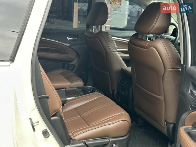 Акура МДХ 2016 в Киеве на Automoto.ua Белый Акура МДХ, объемом двигателя 3.47 л и пробегом 60 тыс. км за 23990 $, фото 38 на Automoto.ua