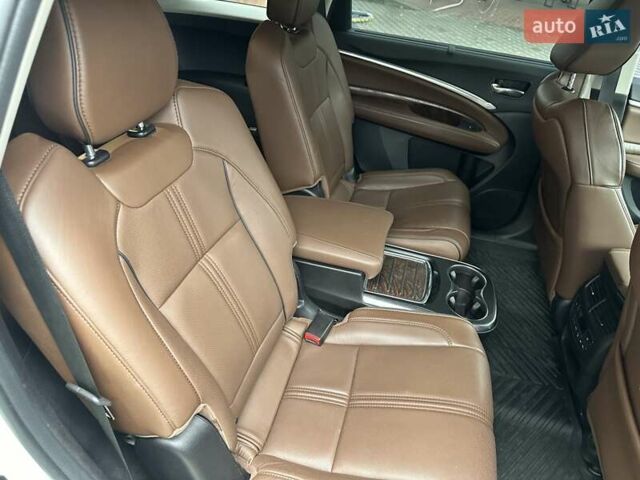 Акура МДХ 2016 в Киеве на Automoto.ua Белый Акура МДХ, объемом двигателя 3.47 л и пробегом 60 тыс. км за 23990 $, фото 40 на Automoto.ua