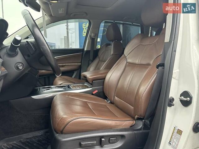 Белый Акура МДХ, объемом двигателя 3.47 л и пробегом 60 тыс. км за 23990 $, фото 20 на Automoto.ua