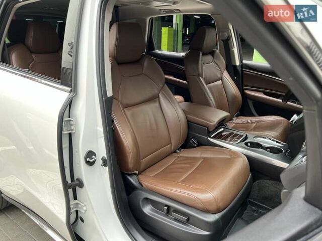 Белый Акура МДХ, объемом двигателя 3.47 л и пробегом 142 тыс. км за 26990 $, фото 10 на Automoto.ua