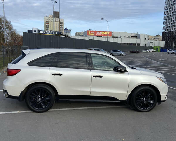 Белый Акура МДХ, объемом двигателя 3.5 л и пробегом 102 тыс. км за 22000 $, фото 7 на Automoto.ua