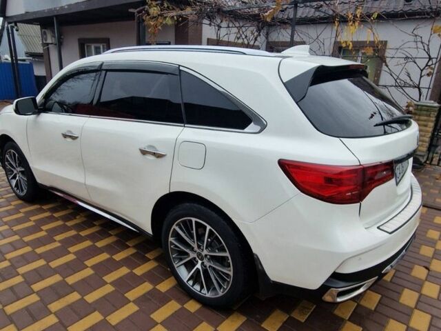 Белый Акура МДХ, объемом двигателя 3.5 л и пробегом 131 тыс. км за 20900 $, фото 3 на Automoto.ua