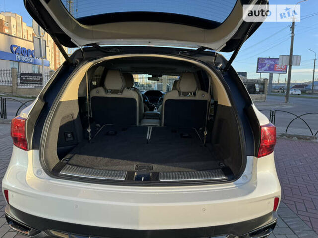 Белый Акура МДХ, объемом двигателя 3.47 л и пробегом 82 тыс. км за 25000 $, фото 5 на Automoto.ua