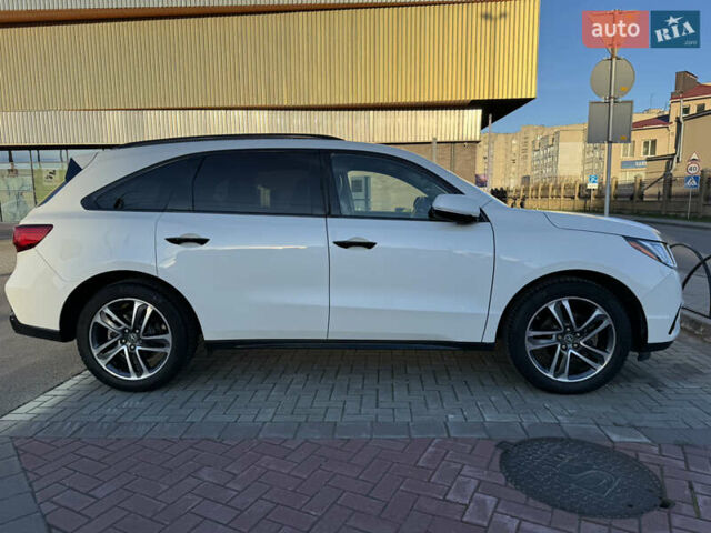 Белый Акура МДХ, объемом двигателя 3.47 л и пробегом 82 тыс. км за 25000 $, фото 3 на Automoto.ua