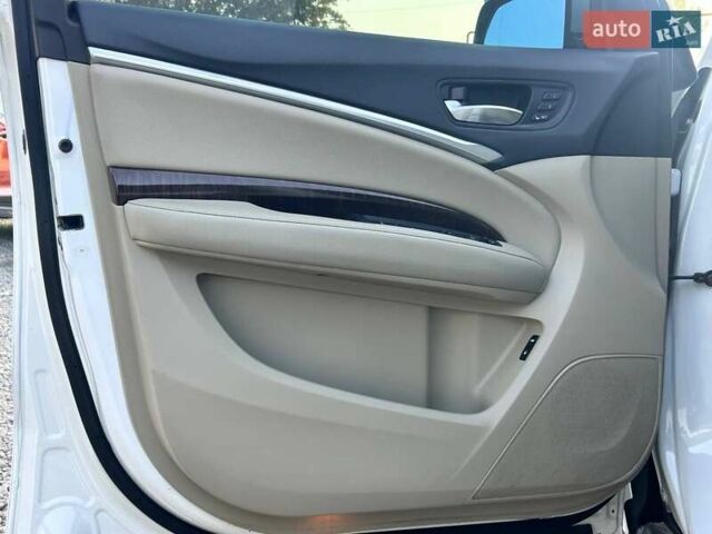 Белый Акура МДХ, объемом двигателя 3.47 л и пробегом 112 тыс. км за 29500 $, фото 11 на Automoto.ua