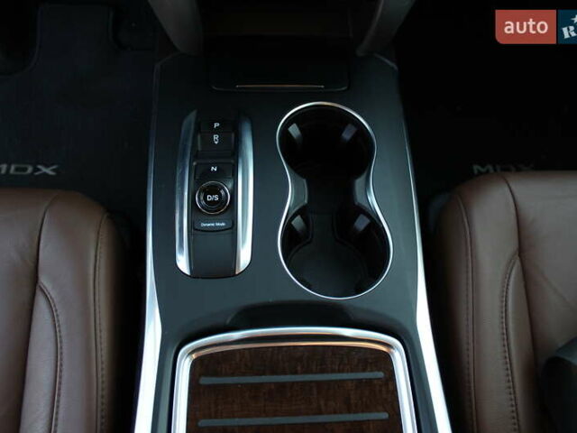 Белый Акура МДХ, объемом двигателя 3.5 л и пробегом 80 тыс. км за 26000 $, фото 32 на Automoto.ua