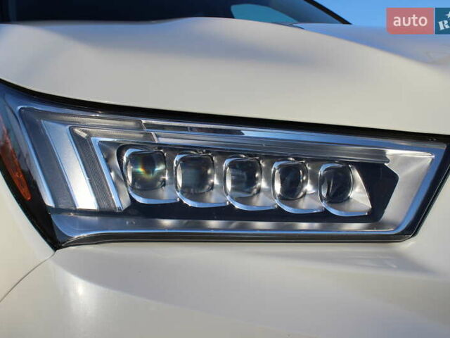 Белый Акура МДХ, объемом двигателя 3.5 л и пробегом 80 тыс. км за 26000 $, фото 14 на Automoto.ua