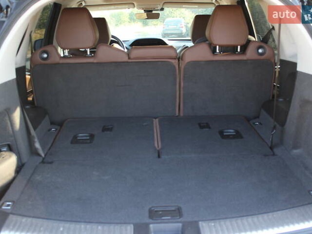 Белый Акура МДХ, объемом двигателя 3.5 л и пробегом 80 тыс. км за 26000 $, фото 16 на Automoto.ua