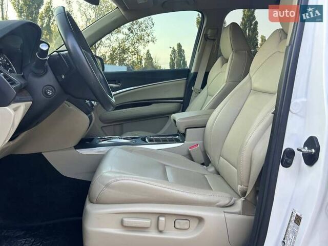 Белый Акура МДХ, объемом двигателя 3.47 л и пробегом 112 тыс. км за 29500 $, фото 13 на Automoto.ua