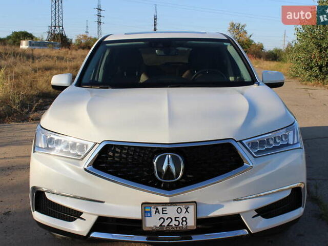 Белый Акура МДХ, объемом двигателя 3.5 л и пробегом 80 тыс. км за 26000 $, фото 2 на Automoto.ua