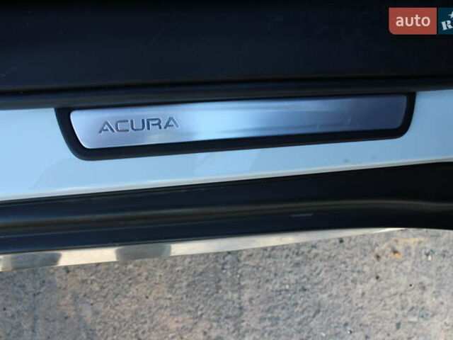 Белый Акура МДХ, объемом двигателя 3.5 л и пробегом 80 тыс. км за 26000 $, фото 19 на Automoto.ua