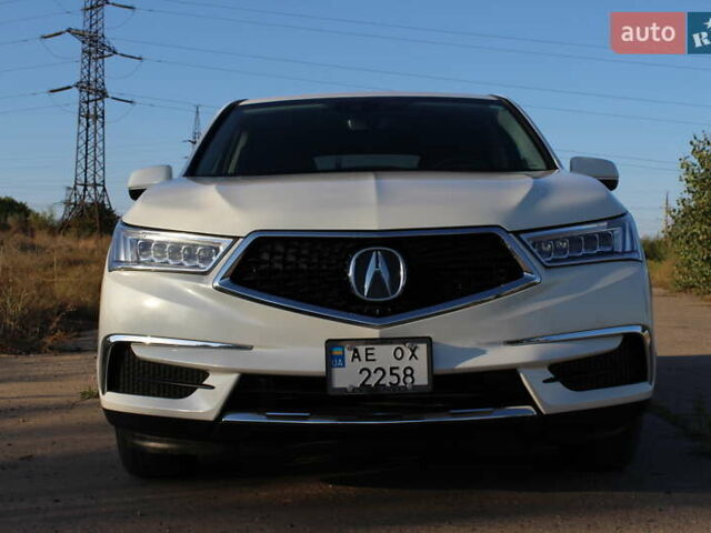 Белый Акура МДХ, объемом двигателя 3.5 л и пробегом 80 тыс. км за 26000 $, фото 3 на Automoto.ua