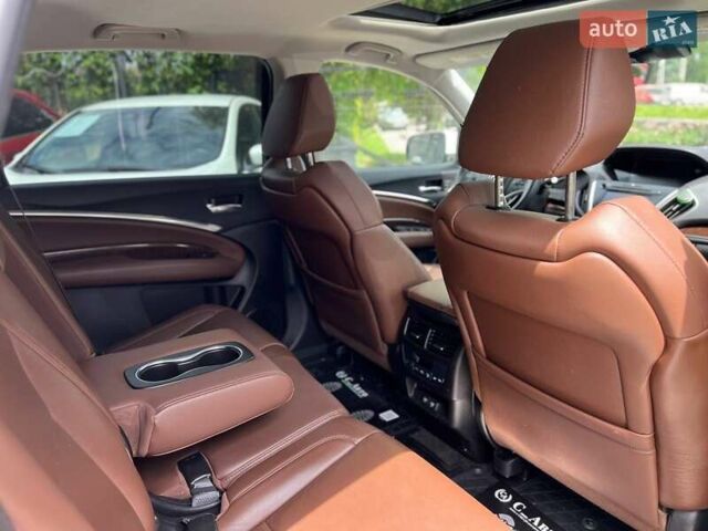 Белый Акура МДХ, объемом двигателя 3.47 л и пробегом 120 тыс. км за 21950 $, фото 7 на Automoto.ua