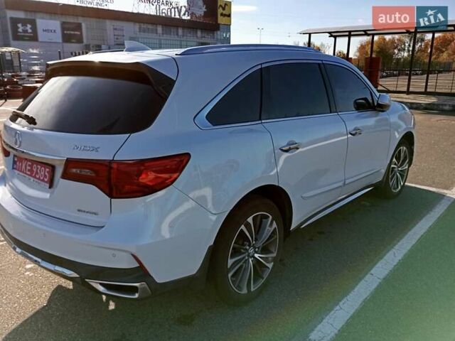 Белый Акура МДХ, объемом двигателя 3.47 л и пробегом 79 тыс. км за 31000 $, фото 6 на Automoto.ua