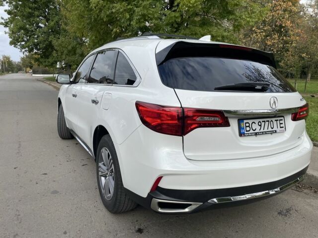 Акура МДХ 2020 в Львове на Automoto.ua Белый Акура МДХ, объемом двигателя 3.5 л и пробегом 34 тыс. км за 28000 $, фото 1 на Automoto.ua