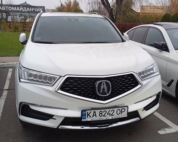 Белый Акура МДХ, объемом двигателя 3.47 л и пробегом 79 тыс. км за 31000 $, фото 2 на Automoto.ua