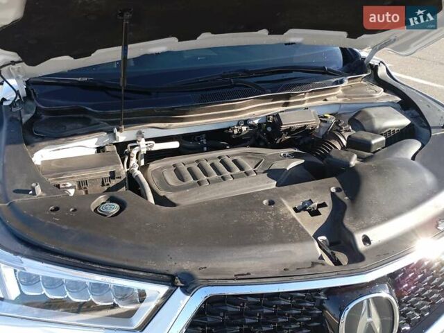 Белый Акура МДХ, объемом двигателя 3.47 л и пробегом 79 тыс. км за 31000 $, фото 23 на Automoto.ua