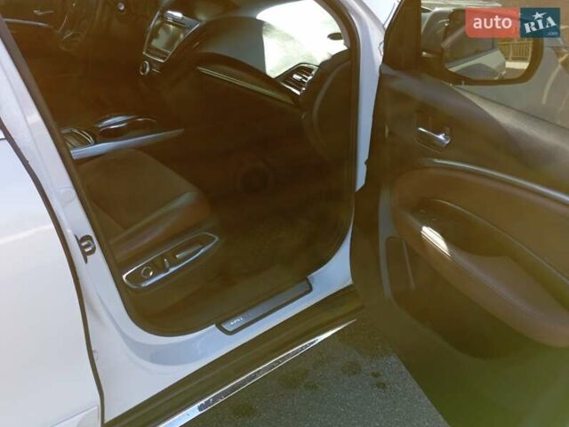 Белый Акура МДХ, объемом двигателя 3.47 л и пробегом 79 тыс. км за 31000 $, фото 21 на Automoto.ua