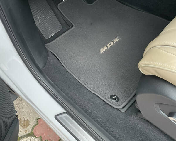 Білий Акура МДХ, об'ємом двигуна 3.47 л та пробігом 85 тис. км за 46500 $, фото 12 на Automoto.ua