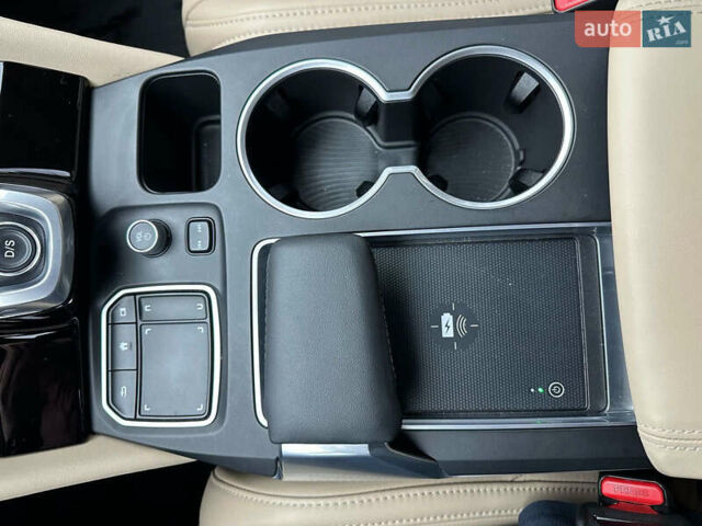 Белый Акура МДХ, объемом двигателя 3.47 л и пробегом 33 тыс. км за 49850 $, фото 19 на Automoto.ua