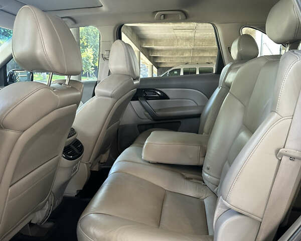 Черный Акура МДХ, объемом двигателя 3.66 л и пробегом 124 тыс. км за 11300 $, фото 11 на Automoto.ua