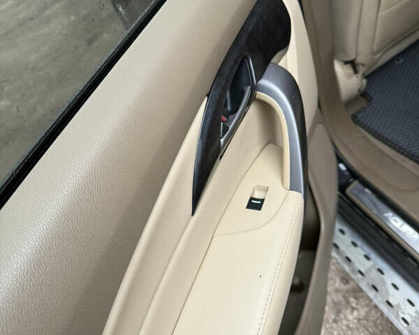 Чорний Акура МДХ, об'ємом двигуна 3.7 л та пробігом 267 тис. км за 11000 $, фото 6 на Automoto.ua