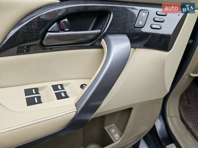 Черный Акура МДХ, объемом двигателя 3.66 л и пробегом 153 тыс. км за 8950 $, фото 10 на Automoto.ua