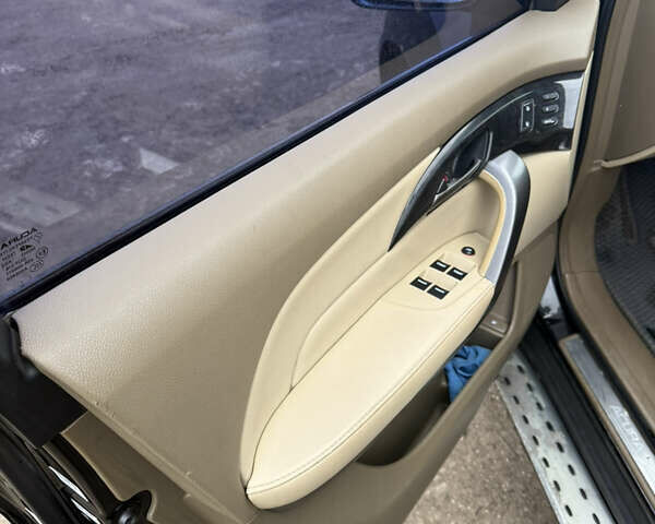 Чорний Акура МДХ, об'ємом двигуна 3.7 л та пробігом 267 тис. км за 11000 $, фото 3 на Automoto.ua