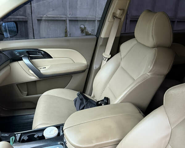 Черный Акура МДХ, объемом двигателя 3.66 л и пробегом 125 тыс. км за 9000 $, фото 14 на Automoto.ua