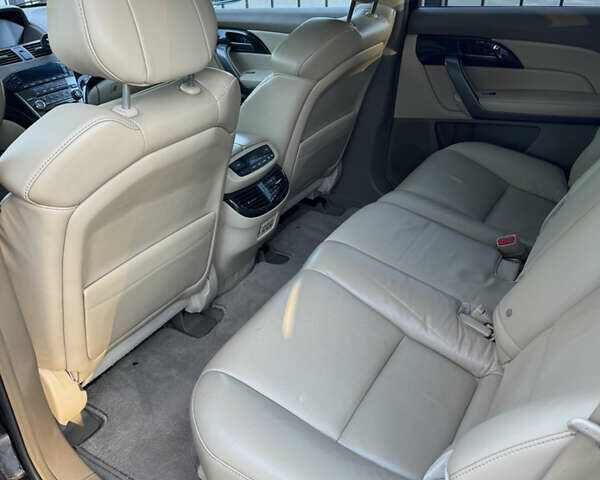 Черный Акура МДХ, объемом двигателя 3.66 л и пробегом 300 тыс. км за 13690 $, фото 5 на Automoto.ua