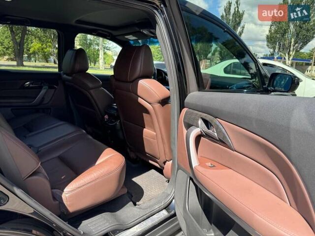 Черный Акура МДХ, объемом двигателя 3.7 л и пробегом 230 тыс. км за 12590 $, фото 13 на Automoto.ua