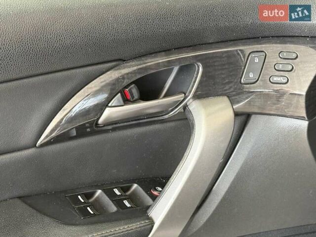 Черный Акура МДХ, объемом двигателя 3.7 л и пробегом 310 тыс. км за 11490 $, фото 10 на Automoto.ua