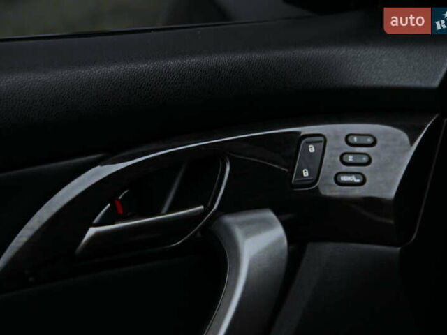 Черный Акура МДХ, объемом двигателя 3.7 л и пробегом 132 тыс. км за 11800 $, фото 16 на Automoto.ua