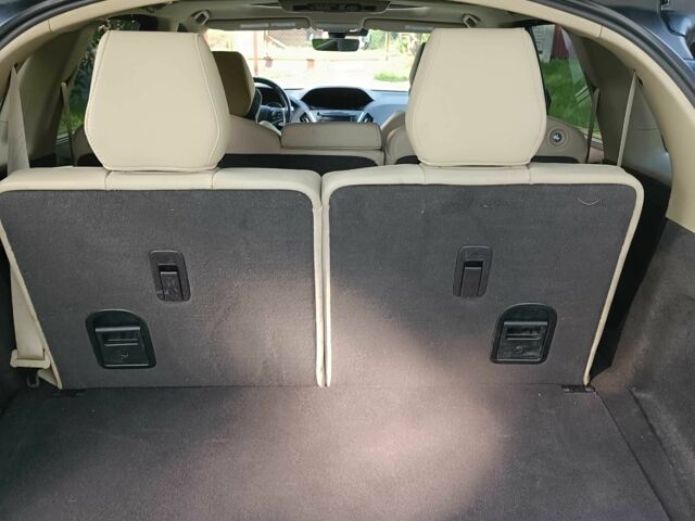 Черный Акура МДХ, объемом двигателя 3.5 л и пробегом 351 тыс. км за 18900 $, фото 19 на Automoto.ua