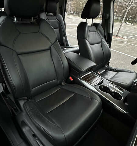 Черный Акура МДХ, объемом двигателя 3.47 л и пробегом 108 тыс. км за 23200 $, фото 12 на Automoto.ua