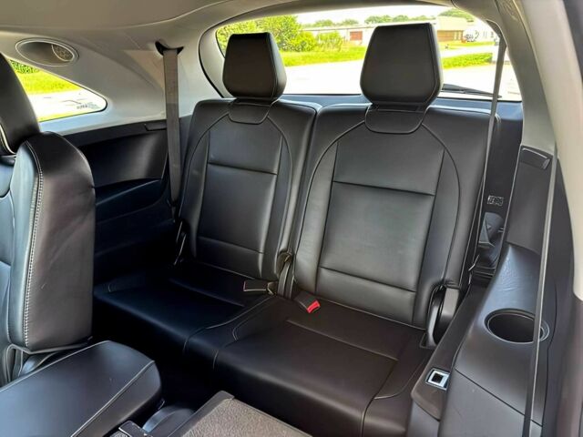 Черный Акура МДХ, объемом двигателя 3.5 л и пробегом 46 тыс. км за 14999 $, фото 12 на Automoto.ua