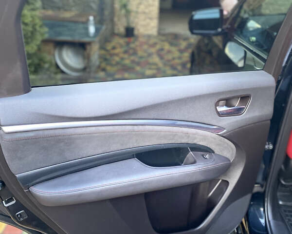 Черный Акура МДХ, объемом двигателя 3.5 л и пробегом 120 тыс. км за 28500 $, фото 7 на Automoto.ua