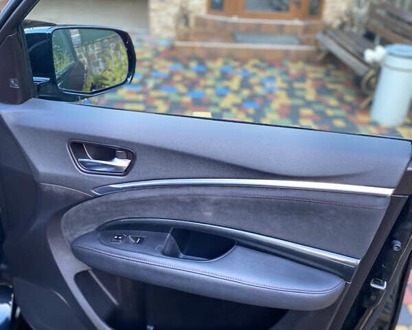 Черный Акура МДХ, объемом двигателя 3.5 л и пробегом 120 тыс. км за 28500 $, фото 13 на Automoto.ua