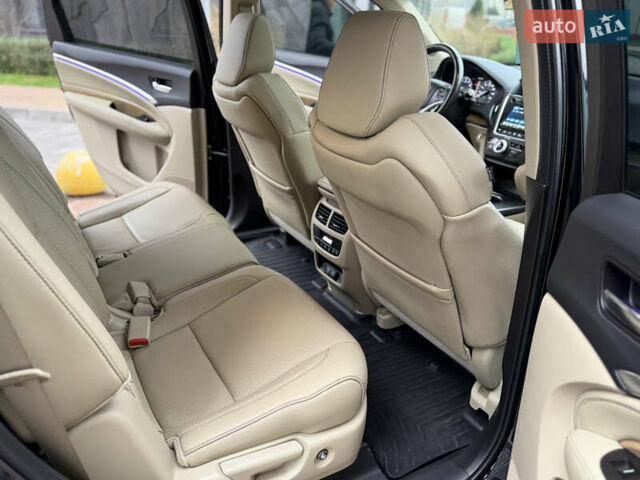 Черный Акура МДХ, объемом двигателя 3.47 л и пробегом 95 тыс. км за 28900 $, фото 17 на Automoto.ua