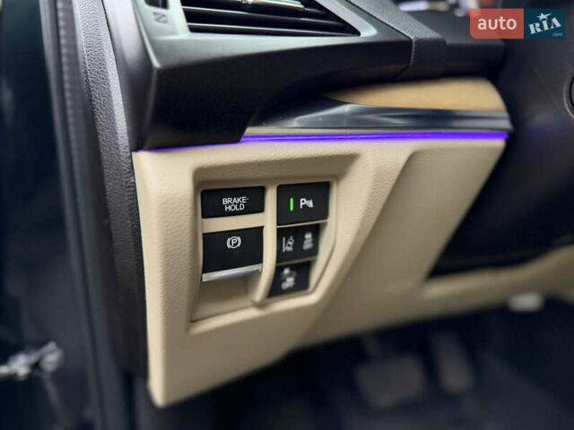 Черный Акура МДХ, объемом двигателя 3.47 л и пробегом 95 тыс. км за 28900 $, фото 27 на Automoto.ua