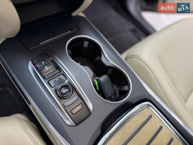 Черный Акура МДХ, объемом двигателя 3.47 л и пробегом 95 тыс. км за 28900 $, фото 28 на Automoto.ua