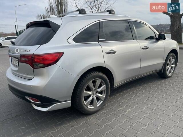Акура МДХ, объемом двигателя 3.5 л и пробегом 153 тыс. км за 22500 $, фото 2 на Automoto.ua