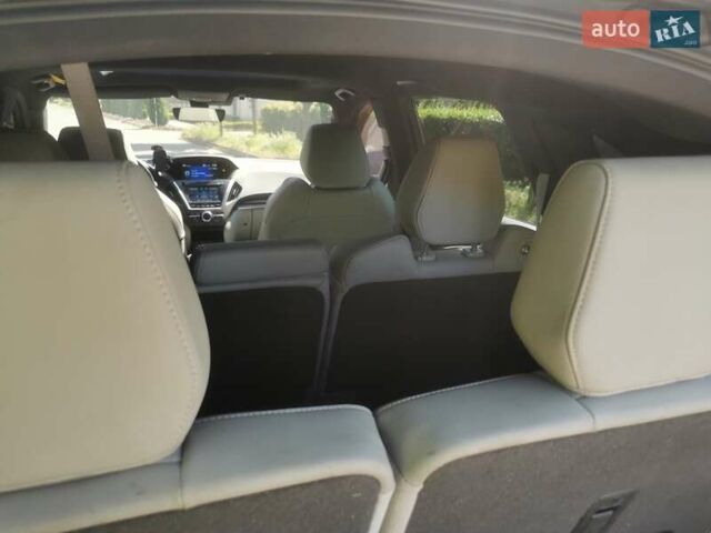 Акура МДХ, объемом двигателя 3.47 л и пробегом 177 тыс. км за 16000 $, фото 35 на Automoto.ua