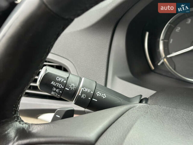 Акура МДХ, об'ємом двигуна 3.47 л та пробігом 100 тис. км за 19900 $, фото 73 на Automoto.ua