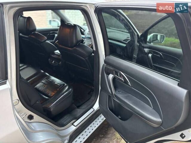 Сірий Акура МДХ, об'ємом двигуна 3.7 л та пробігом 246 тис. км за 8400 $, фото 17 на Automoto.ua
