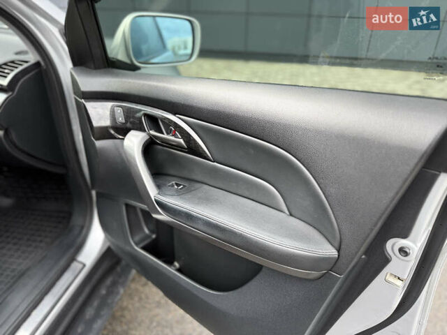 Серый Акура МДХ, объемом двигателя 3.66 л и пробегом 89 тыс. км за 10500 $, фото 19 на Automoto.ua