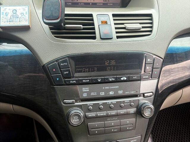 Сірий Акура МДХ, об'ємом двигуна 3.7 л та пробігом 207 тис. км за 10800 $, фото 8 на Automoto.ua