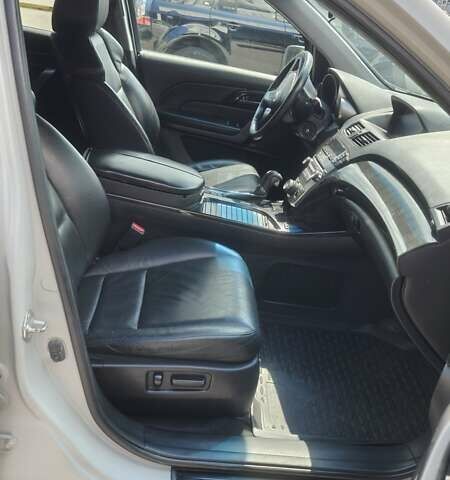 Акура МДХ 2007 в Киеве на Automoto.ua Серый Акура МДХ, объемом двигателя 3.66 л и пробегом 183 тыс. км за 10000 $, фото 8 на Automoto.ua